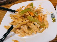 -西部马华清真兰州牛肉面·烧烤夜市(关东店)