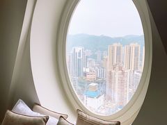 -日月光中心广场