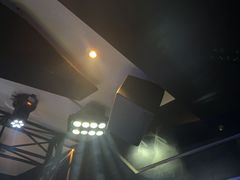 -魅KTV·AI辅唱(簋街店)