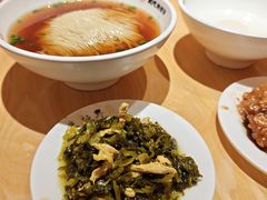 -朱新年·苏式汤团·面点(北寺塔店)