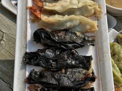 -众口斋锅贴(银泰城店)