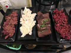 -牛一煲美食(江高店)
