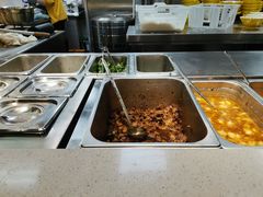 自助取餐区-黔真牛原汤牛肉粉