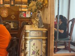 -秘密旅行Bonjour(黑金冠 江南西店)