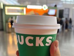 -星巴克(上海虹桥站2A检票口)