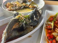 -四川小胡子海鲜(丁村万人海鲜广场店)