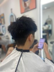 -侨治发型