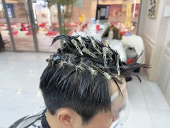 -尤司男士国潮理发馆