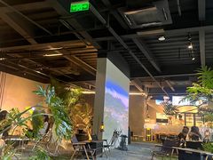 -J Create城市露营咖啡·简餐·宠物(上海动物园店)