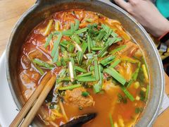 -铁锅哥米线