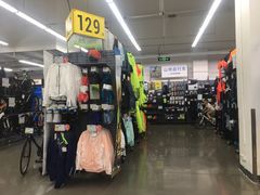 -迪卡侬(西华店)