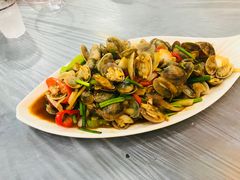 -覃记海鲜美食餐厅