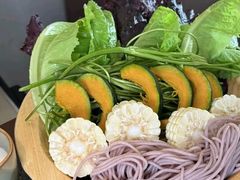 -菌自由丨野生菌火锅特色庭院餐厅(丽江古城店)