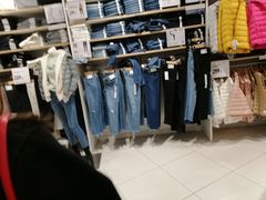 -优衣库(重庆沙坪坝印象汇店)