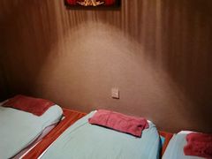-泰禾馨·泰式按摩精油SPA(华荣大厦店)