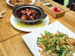 -渝半城经典川粤菜(重庆天地店)