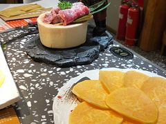 -黑牛の場烤肉(摩天活力城店)
