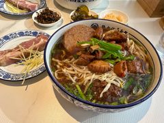 -镇南锅盖面馆(解放路店)