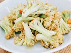 椒盐花菜-去茶去餐厅(中央大街店)
