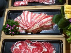 -湊湊火锅·茶憩(杭州湖滨银泰in77店)
