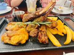 -灵意咖啡·西班牙美食(汕头金平万达广场店)