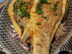 -蜜桃餐厅·伴山(绿宝广场店)