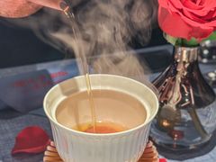 -弦月窗LUNETTE BY AMANDA(复兴路店)