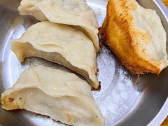 -黄阿姨锅贴大王(万航渡路店)