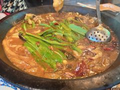 麻辣石锅鱼-都江堰石锅鱼