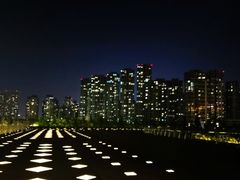 -南京眼步行桥