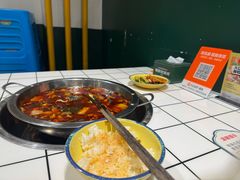 -晓彭肥肠鸡·泡椒鸡火锅(水木天地店)