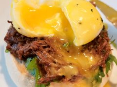 牛肉班尼迪克蛋-the rug 飞毯 (朝阳公园店)