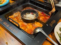 -老牌坊云南鱼豆花火锅(嵩山店)