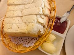 -华梅西餐厅(哈尔滨中央大街店)