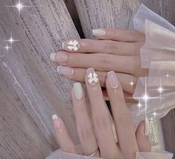 -悦指间美甲美睫