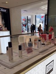 -奥伦纳素Erno Laszlo
