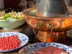 传统手切羊后腿-锅十二涮肉馆·鞭蛋锅