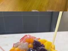 -荣誉国际酒店-云顶旋转餐厅