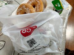 -85度C(生甜甜圈研究工坊·上海平凉店)