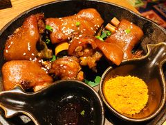 -云海肴·汽锅鸡·云南菜(天山百盛优客店)