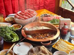 特色鸳鸯锅-老版火锅.12年西安排队王(沣峪口店)