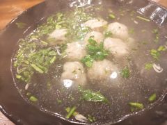 野馄饨-老东镇啤酒屋海鲜加工·蒸汽海鲜·海鲜烧烤(台东店)