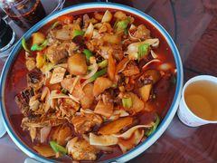 -撒拉人家.酸菜牦牛肉火锅