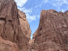 -天山神秘大峡谷