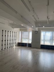 -OM瑜伽教练培训学院