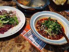 -顺水湾·牛肉牛杂火锅(驾鹤店)
