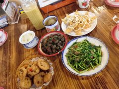 -冶建镜子·老南昌大排档·江西虾王(总店)
