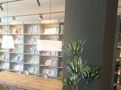 -魔方城市书房(中街益田店)