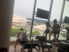 -奇迹健身金茂汇店