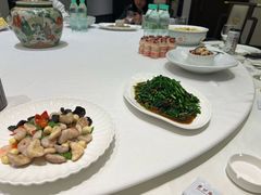 -梅花香里大酒店(郁金香路店)